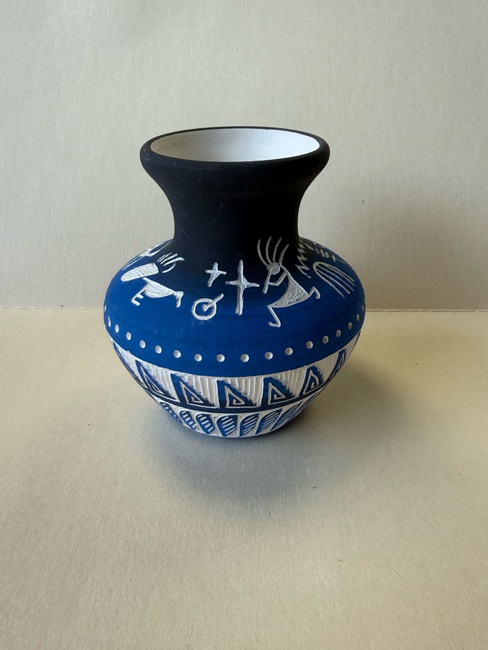 Handmade Etched Blue & Black Decorative Small Bud Vase Signed Jackie Hunter CDC.
